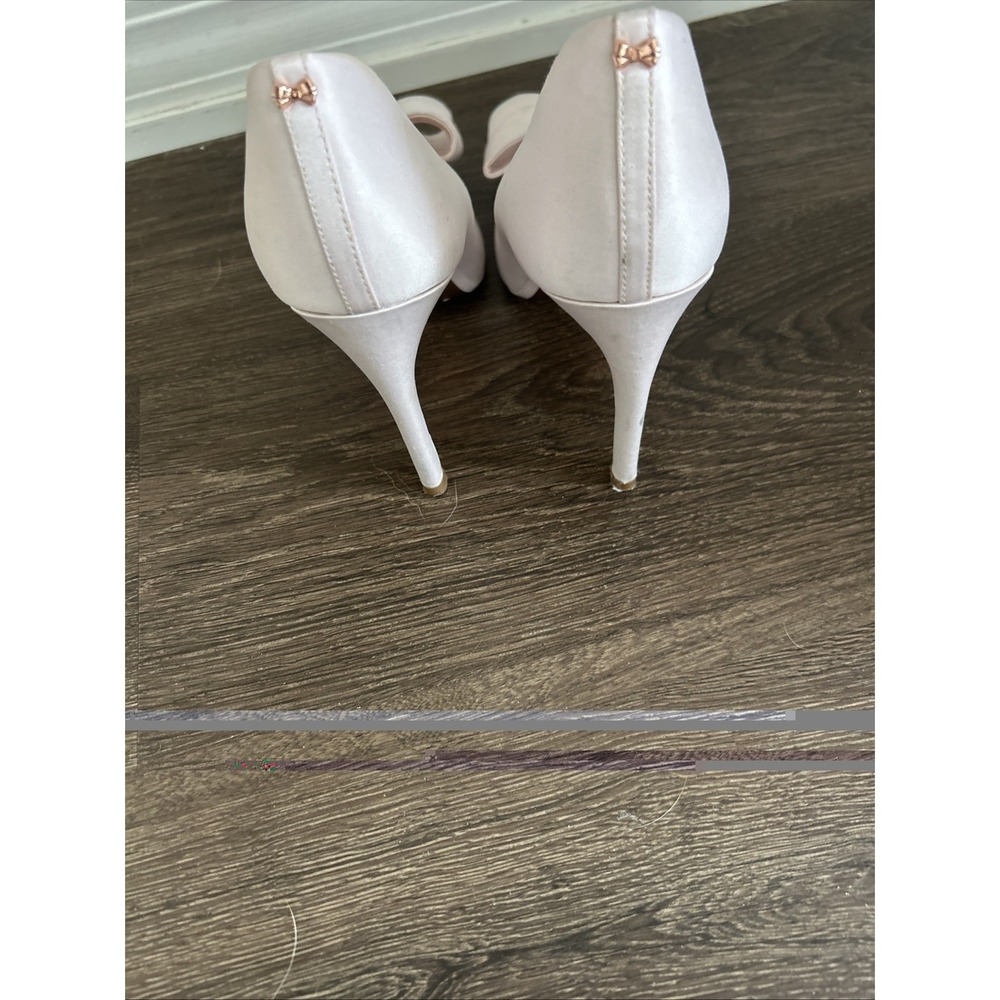 Ted Baker London Light Pink Satin Bow Pump High Heels Sz 38 7.5 Azeline CUTE - Picture 5 of 11